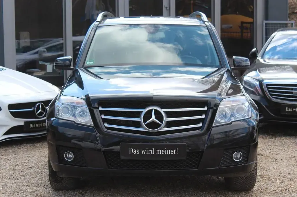 Gebraucht Mercedes GLK250 204 PS (150 kW) 2010 Schwarz SUV