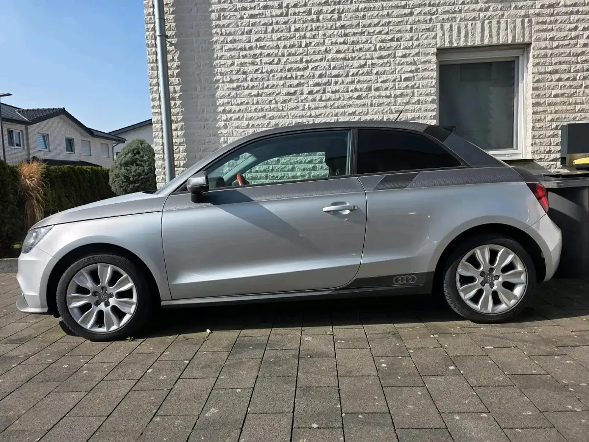 Gebraucht Audi A1 120 PS (88 kW) 2010 Silber Kleinwagen