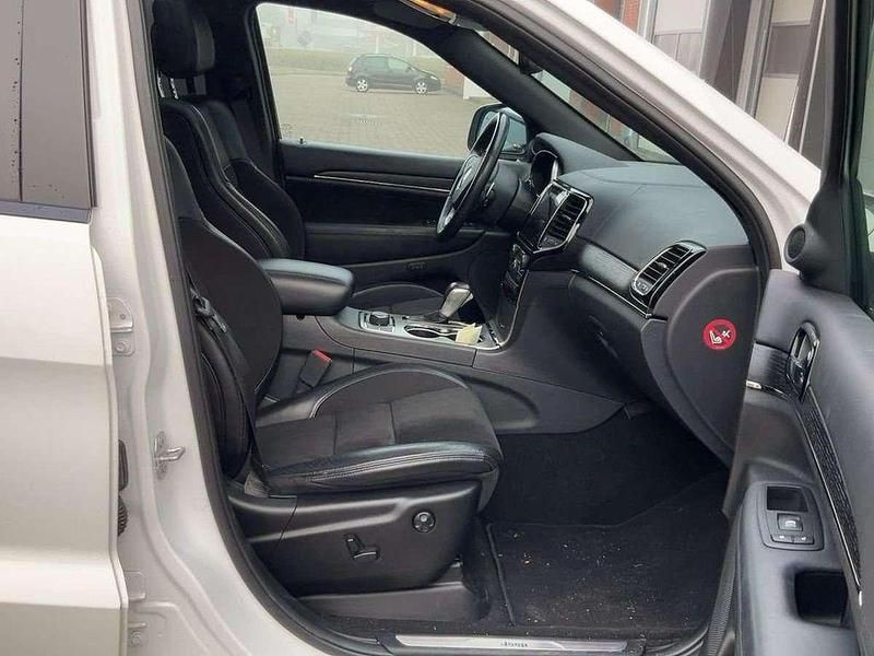 Gebraucht Jeep Grand Cherokee Limited 250 PS (183 kW) 2019 Bright white clear coat SUV