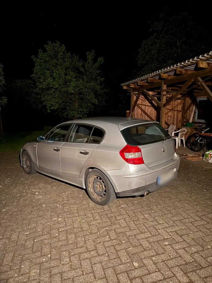 Gebraucht BMW 116 116 PS (85 kW) 2005 Silber Kleinwagen