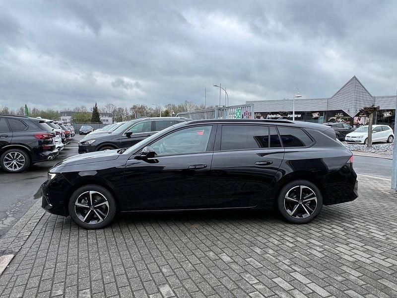 Gebraucht Opel Astra 131 PS (96 kW) 2025 Perla nera (metallic) Kombi