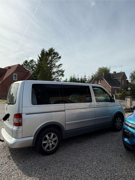 Grau Gebraucht 2006 VW T5 Van | 12.999 € (Fairer Preis) - Bild 1/4