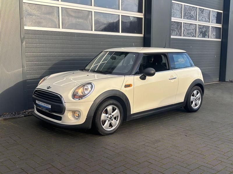 Weiß Gebraucht 2014 Mini ONE Kleinwagen | 6.590 € (Fairer Preis) - Bild 1/4