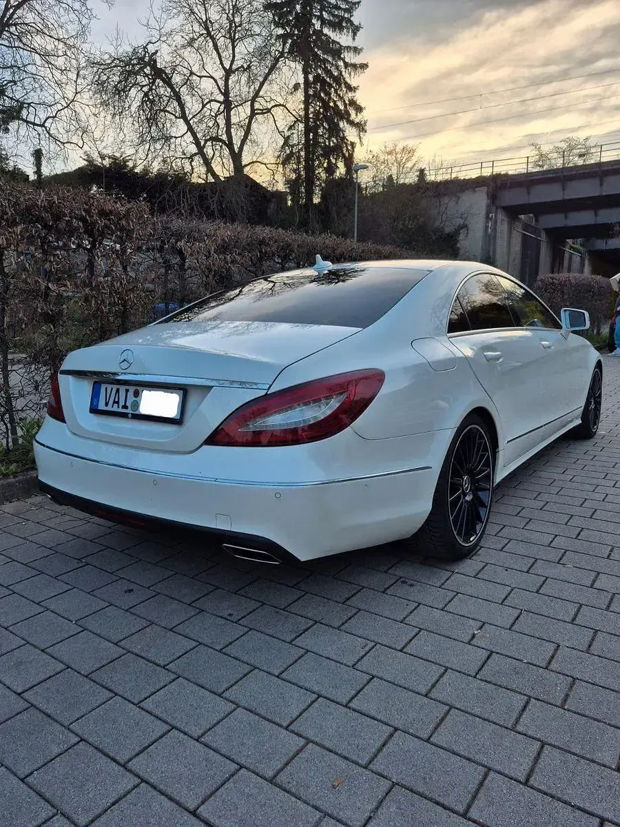 Gebraucht Mercedes CLS250 204 PS (150 kW) 2015 Weiß Coupé