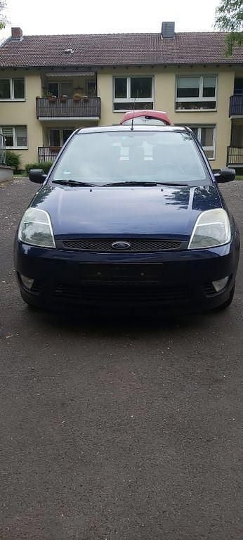 Blau Gebraucht 2003 Ford Fiesta Trend Kleinwagen | 980 € (Guter Preis) - Bild 1/4