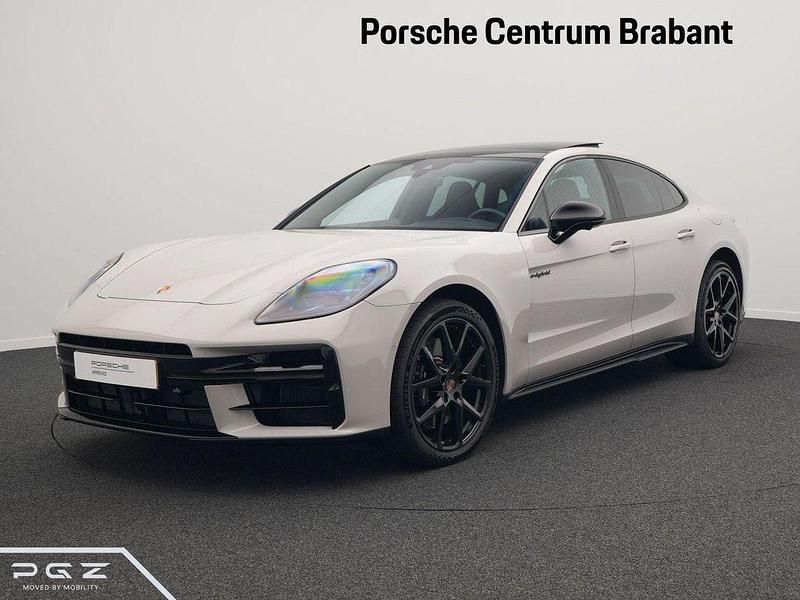 Grau Gebraucht 2024 Porsche Panamera 4 Limousine | 149.269 € - Bild 1/4