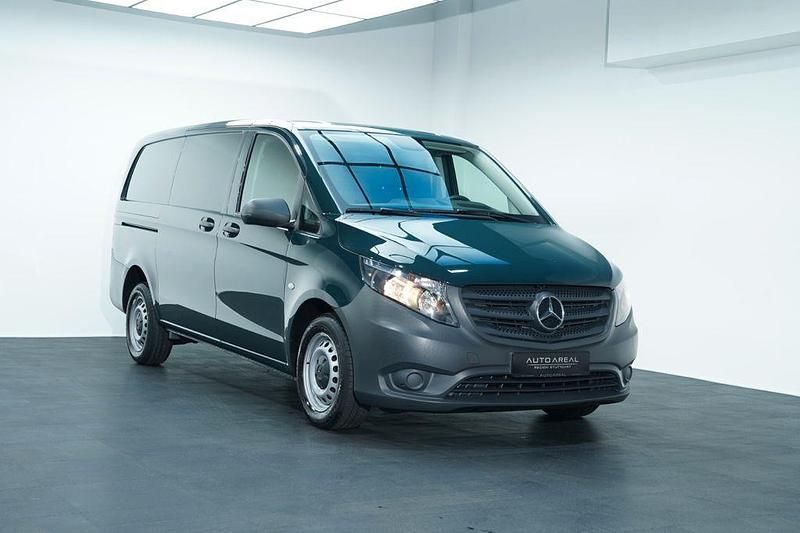 Gebraucht Mercedes Vito 102 PS (75 kW) 2021 Grün Van