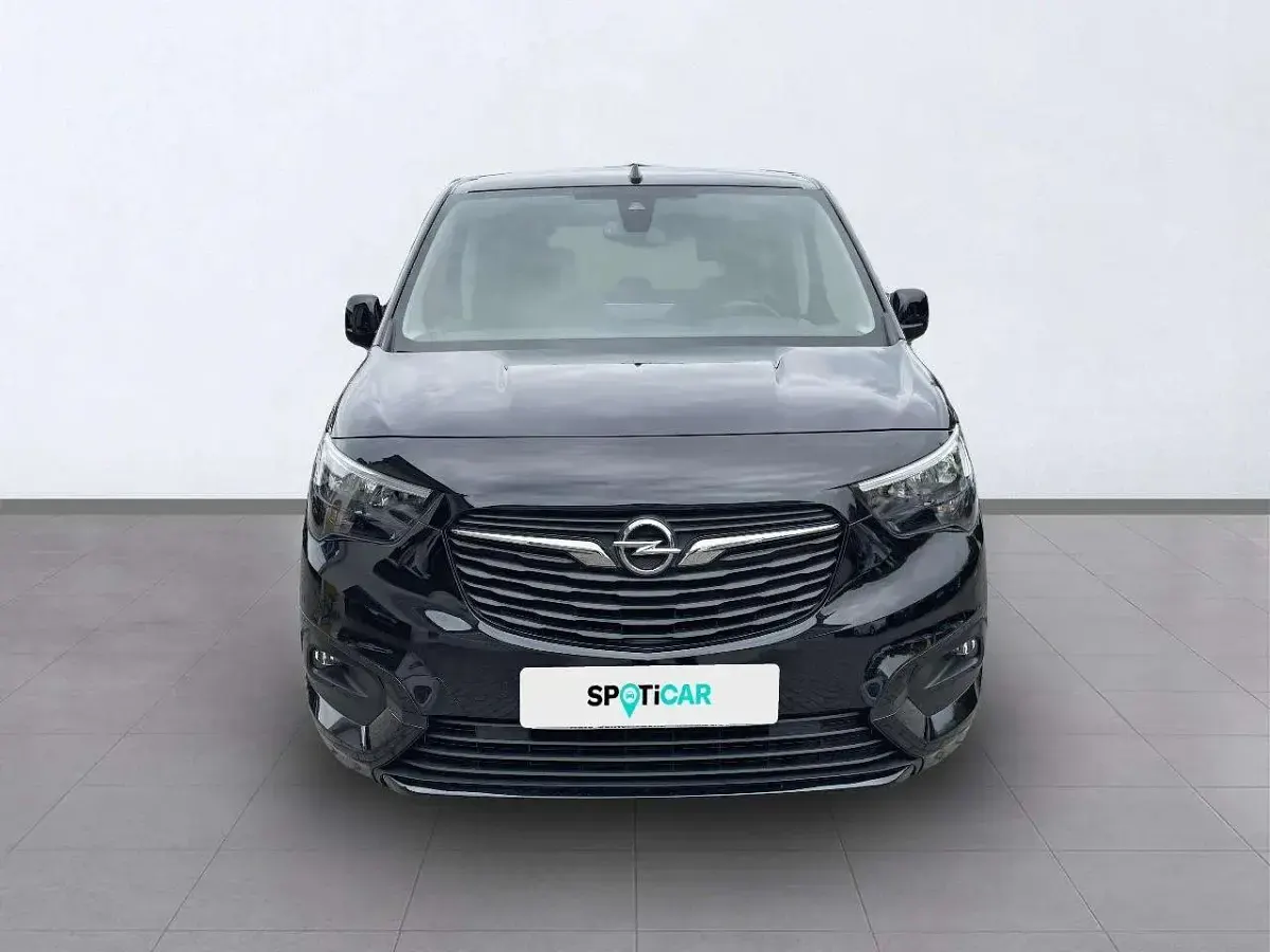 Gebraucht Opel Combo Life Elegance 131 PS (96 kW) 2021 Nacht schwarz/noir onyx Van / Kleinbus