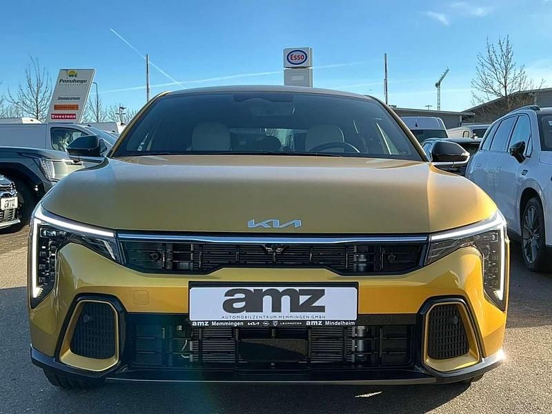 Neu Kia K4 Vision 116 PS (85 kW) 2025 Sparkling gelb metallic Limousine