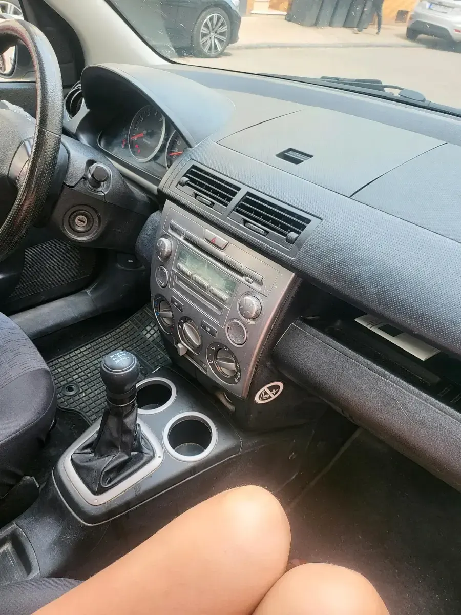 Gebraucht Mazda 2 80 PS (58 kW) 2007 Silber Kleinwagen