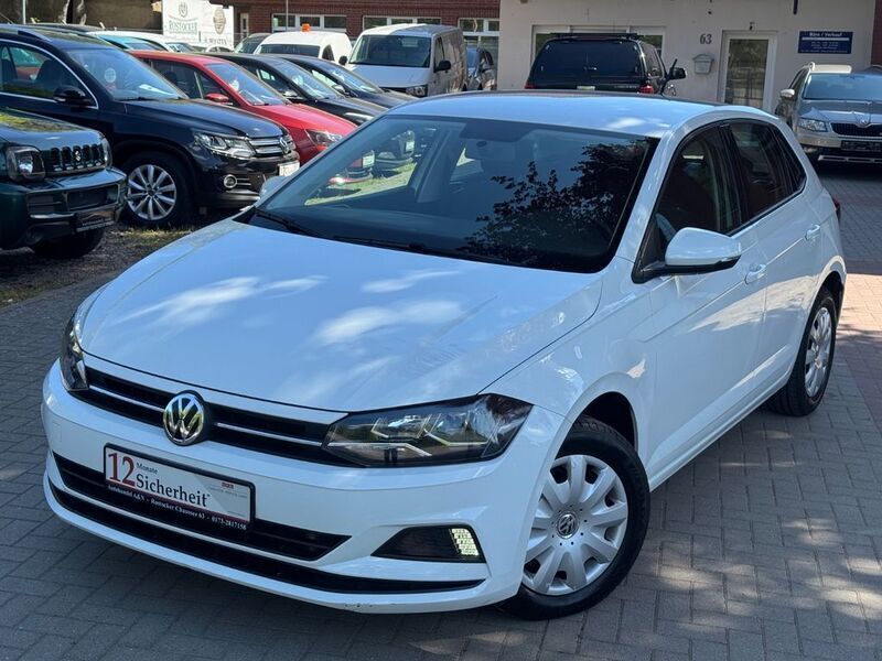 Weiß Gebraucht 2019 VW Polo Comfortline Limousine | 10.500 € (Fairer Preis) - Bild 1/4