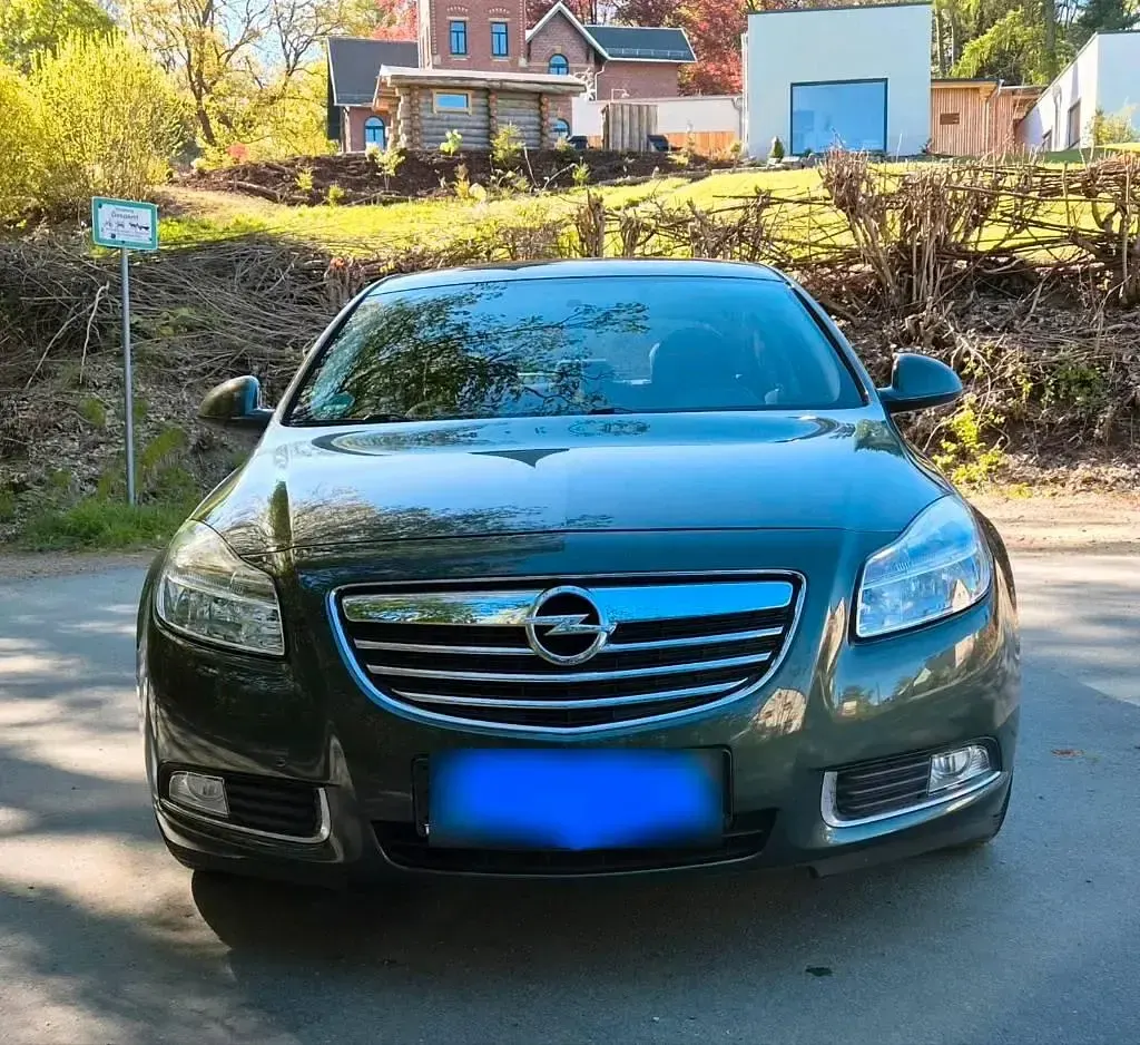 Gebraucht Opel Insignia Selection 116 PS (85 kW) 2009 Grün Limousine