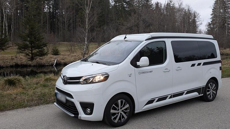 Gebraucht Toyota Proace 150 PS (110 kW) 2020 Weiß Van / Kleinbus