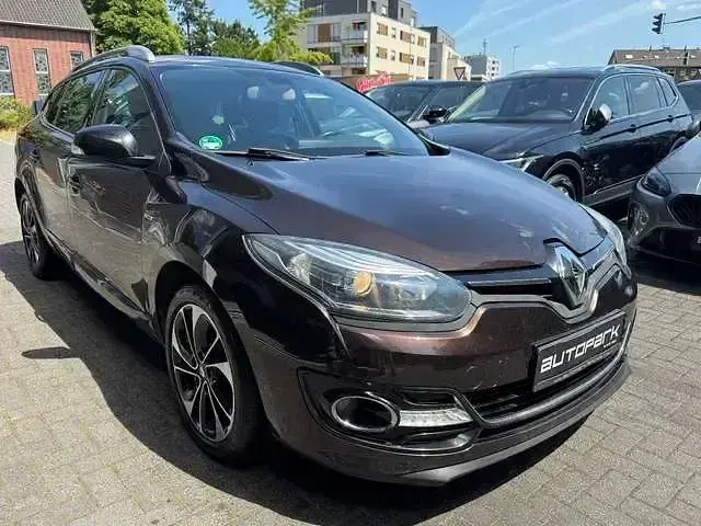 Gebraucht Renault Mégane III Bose Edition 132 PS (97 kW) 2013 Braun Limousine
