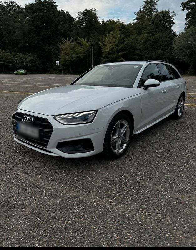 Gebraucht Audi A4 Design 163 PS (119 kW) 2020 Kombi