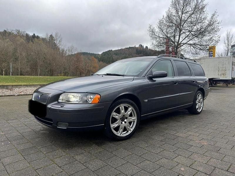 Grau Gebraucht 2004 Volvo V70 Summum Kombi | 3.450 € (Guter Preis) - Bild 1/4
