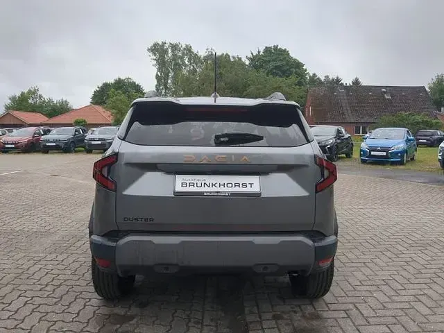 Neu Dacia Duster Extreme 122 PS (89 kW) 2026 Dolomitgrau SUV