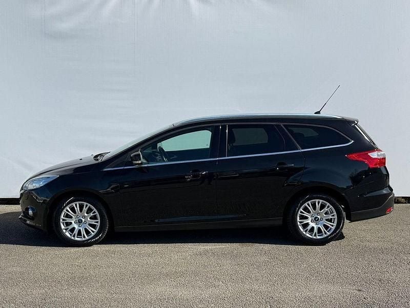 Usata Ford Focus 105 CV (77 kW) 2013 Nero Station wagon