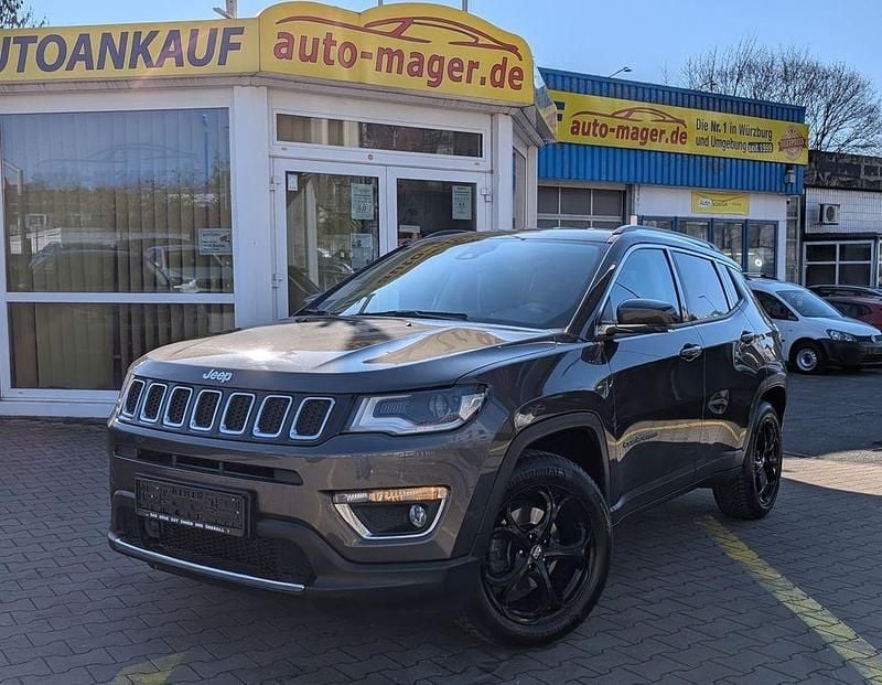 Gebraucht Jeep Compass Limited 140 PS (102 kW) 2017 Grau SUV