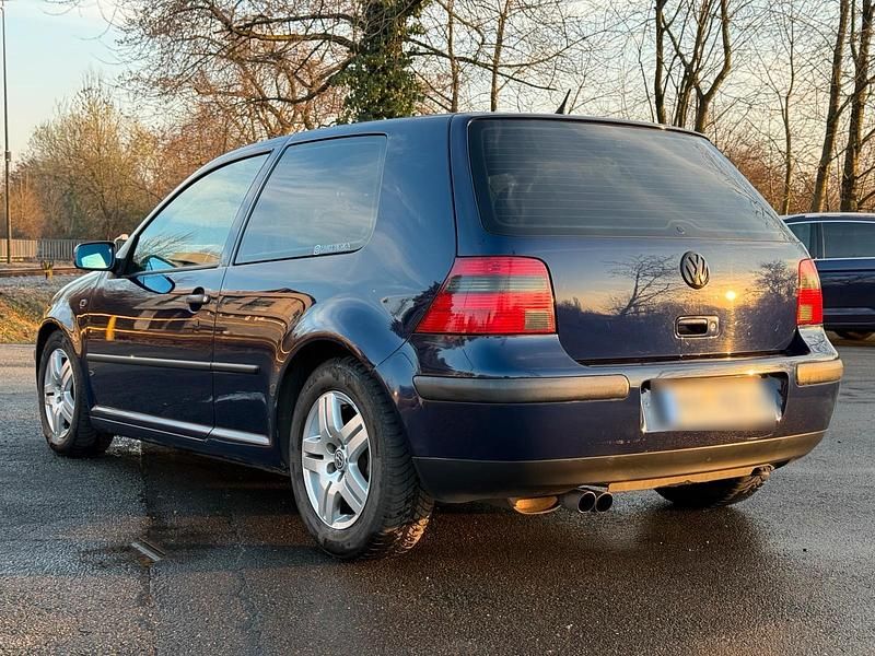 Gebraucht VW Golf IV Edition 75 PS (55 kW) 2001 Blau Kombi