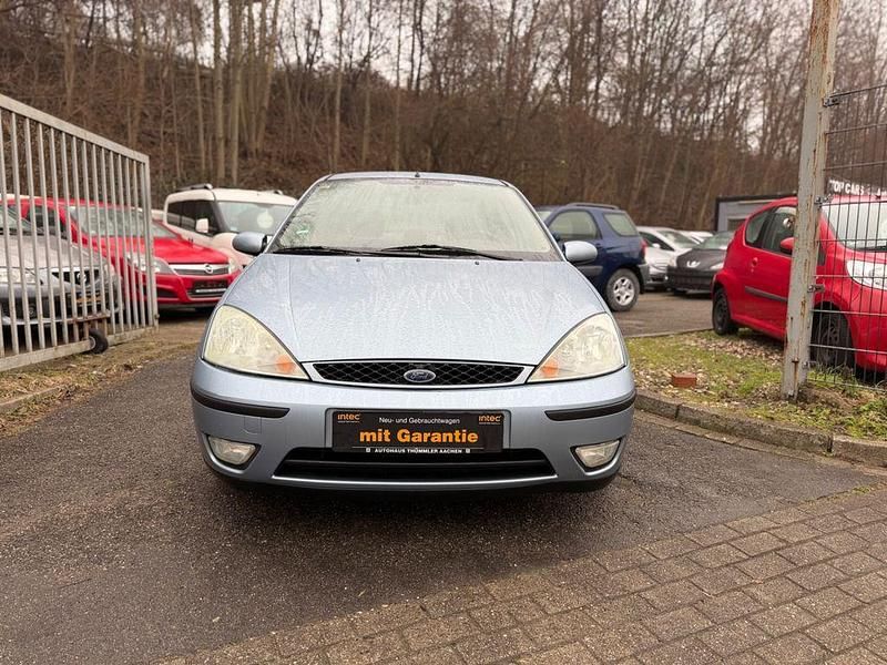 Gebraucht Ford Focus Ghia 101 PS (74 kW) 2004 Blau Limousine