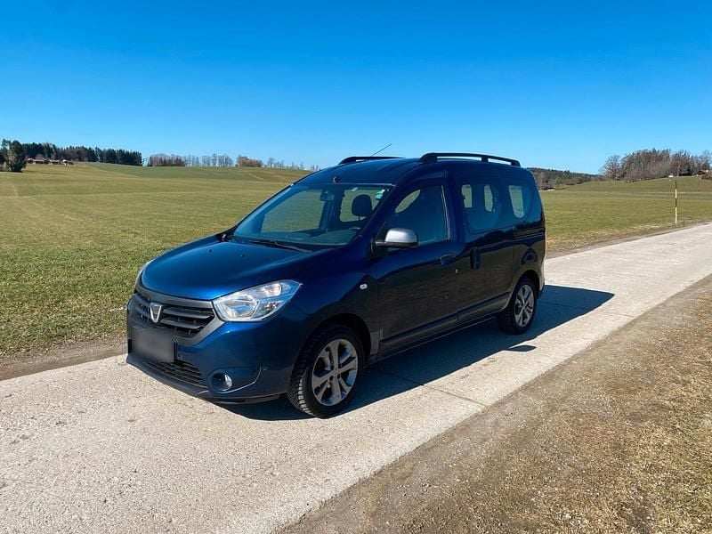 Gebraucht Dacia Dokker 90 PS (66 kW) 2016 Blau Van / Kleinbus