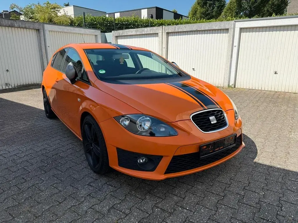 Gebraucht Seat Leon FR 247 PS (181 kW) 2010 Orange Kleinwagen
