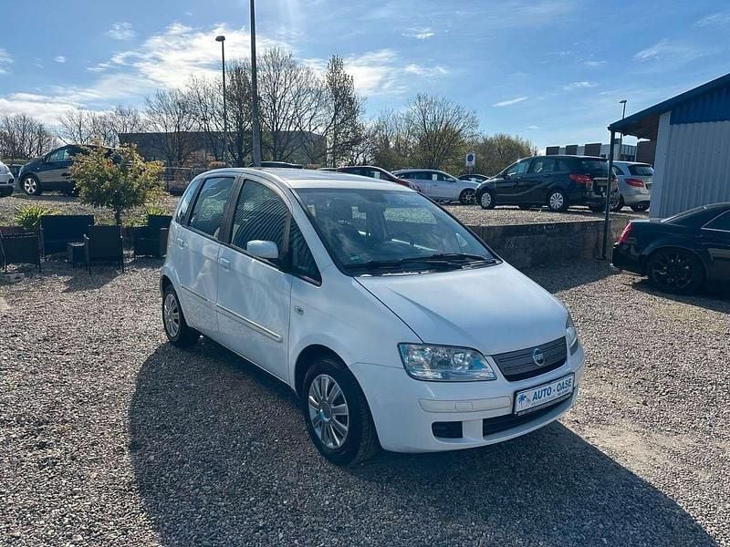 Gebraucht Fiat Idea Dynamic 77 PS (56 kW) 2006 Weiß Van / Kleinbus