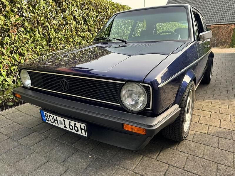 Gebraucht VW Golf I GTI 110 PS (80 kW) 1982 Blau Kleinwagen