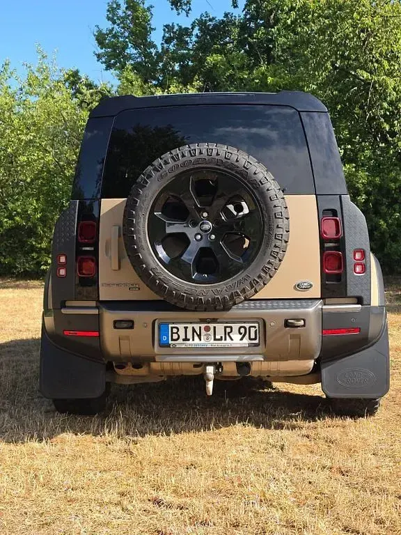 Gebraucht Land Rover Defender HSE Dynamic 300 PS (220 kW) 2021 Weiß SUV
