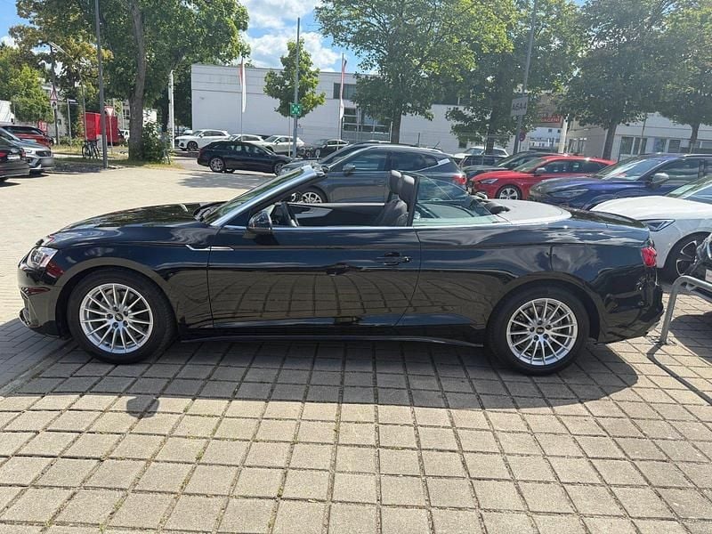 Gebraucht Audi A5 Cabriolet Ambiente 150 PS (110 kW) 2022 Schwarz Cabrio