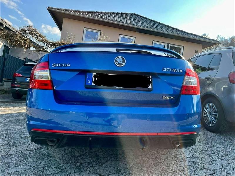 Gebraucht Skoda Octavia RS 220 PS (161 kW) 2014 Raceblau metallic Kleinwagen