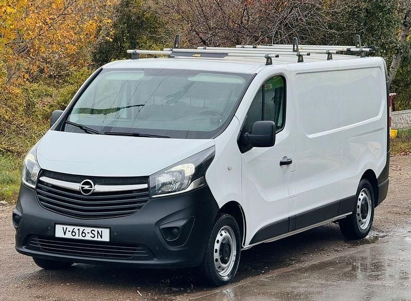 Weiß Gebraucht 2018 Opel Vivaro Van | 8.750 € (Fairer Preis) - Bild 1/4