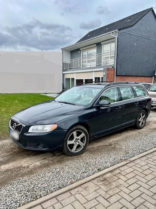 Gebraucht Volvo V70 163 PS (119 kW) 2012 Kombi