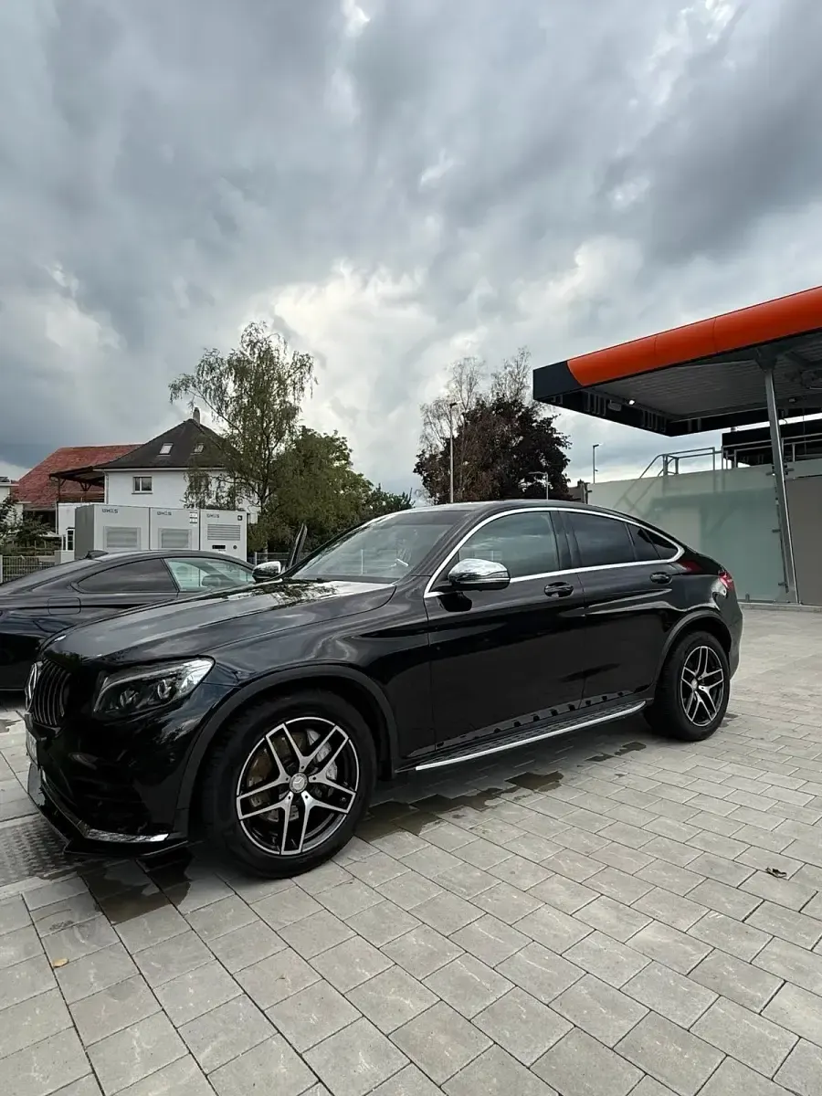 Gebraucht Mercedes GLC220 170 PS (125 kW) 2017 Schwarz SUV