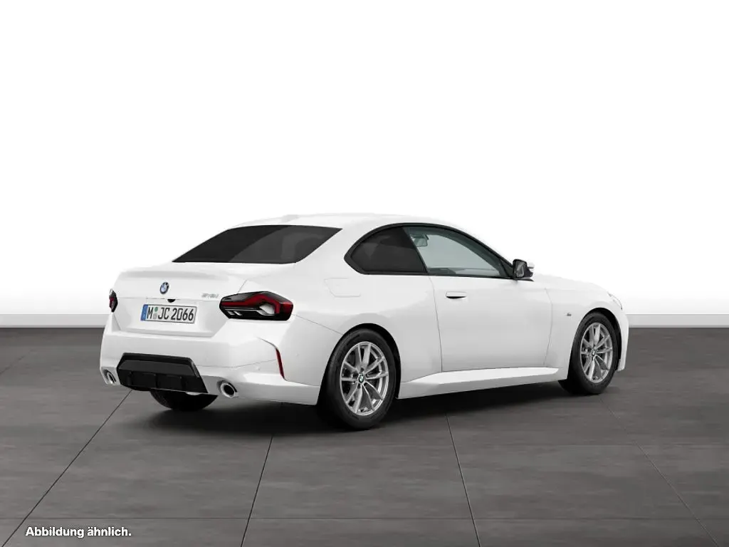 Gebraucht BMW 218 M Sport 156 PS (114 kW) 2025 Weiß Coupé