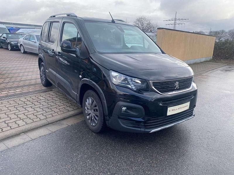 Gebraucht Peugeot Rifter Active 131 PS (96 kW) 2019 Schwarz Van / Kleinbus