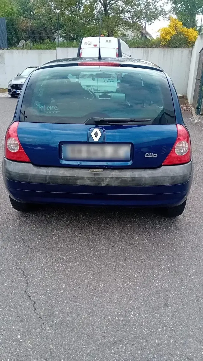 Używany Renault Clio II 2003 Niebieski Sedan/Limuzyna