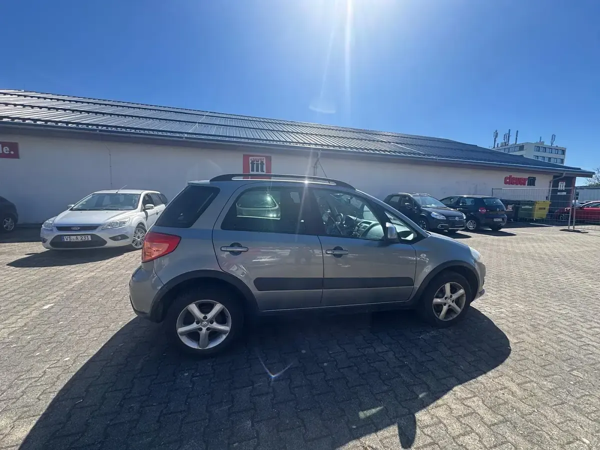 Gebraucht Suzuki SX4 120 PS (88 kW) 2008 Grau SUV