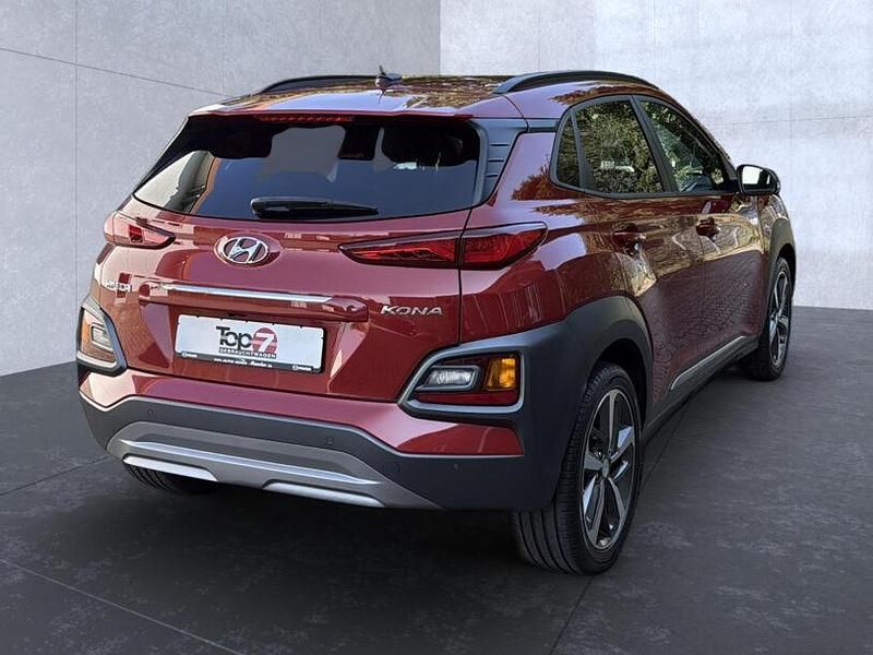 Gebraucht Hyundai Kona Style 120 PS (88 kW) 2018 Rot SUV