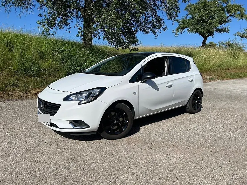 Gebraucht Opel Corsa Color Edition 101 PS (74 kW) 2015 Weiß Kleinwagen