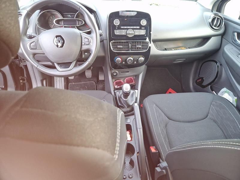 Schwarz Gebraucht 2020 Renault Clio GrandTour Kombi | 9.200 € - Bild 1/4