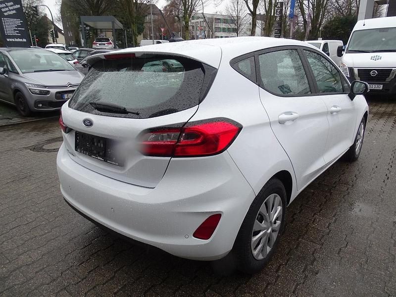 Gebraucht Ford Fiesta Cool & Connect 101 PS (74 kW) 2022 Weiß