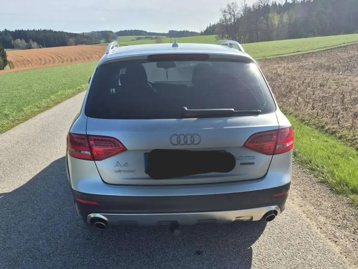 Gebraucht Audi A4 Allroad 239 PS (175 kW) 2009 Grau Kombi