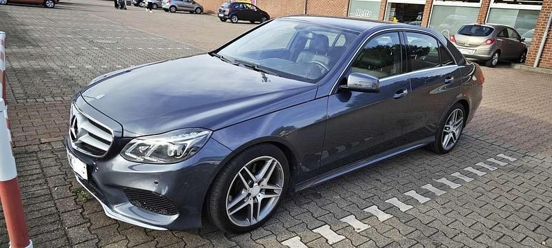Gebraucht 2014 Mercedes E250 Limousine | 13.000 € (Guter Preis) - Bild 1/4