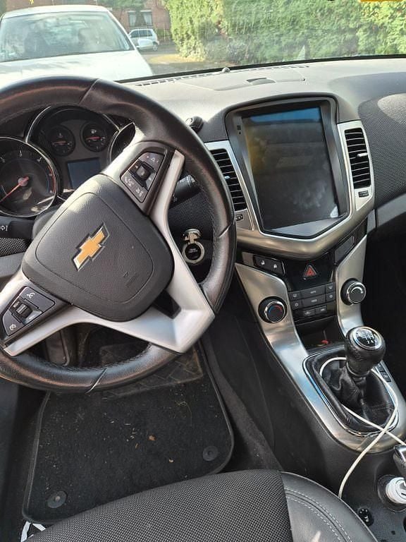 Grau Gebraucht 2013 Chevrolet Cruze LTZ Kombi | 2.500 € (Superpreis) - Bild 1/4