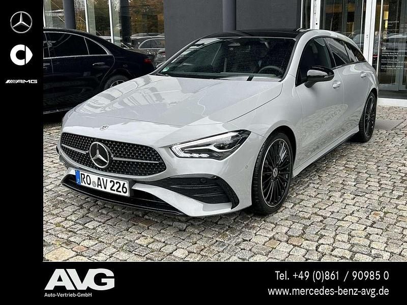 Grau Gebraucht 2025 Mercedes CLA200 Shooting Brake AMG line Kombi | 58.030 € - Bild 1/4