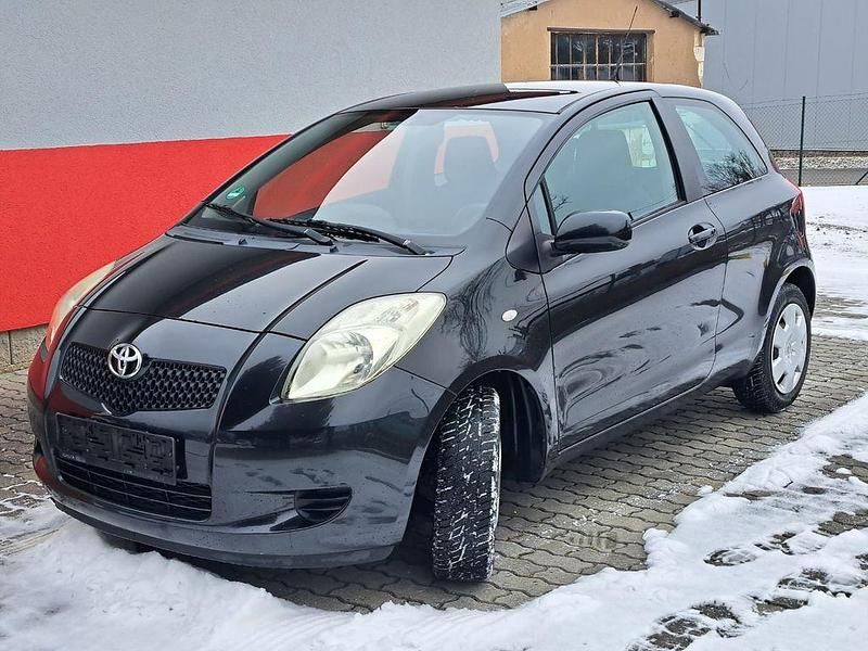 Gebraucht Toyota Yaris Sol 69 PS (50 kW) 2006 Schwarz Limousine