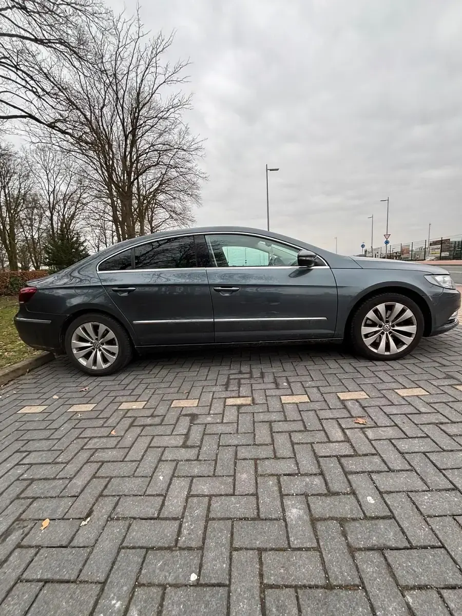 Gebraucht VW Passat 170 PS (125 kW) 2014 Grau Coupé