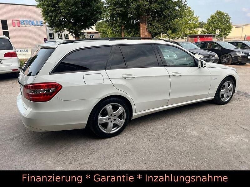 Second-hand Mercedes E250 204 CP (150 kW) 2011 Alb Break